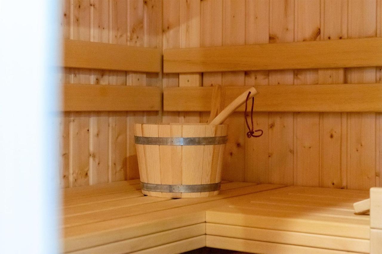 Ferienhaus Maira, Mit Garten Und Sauna Greetsiel Exterior foto